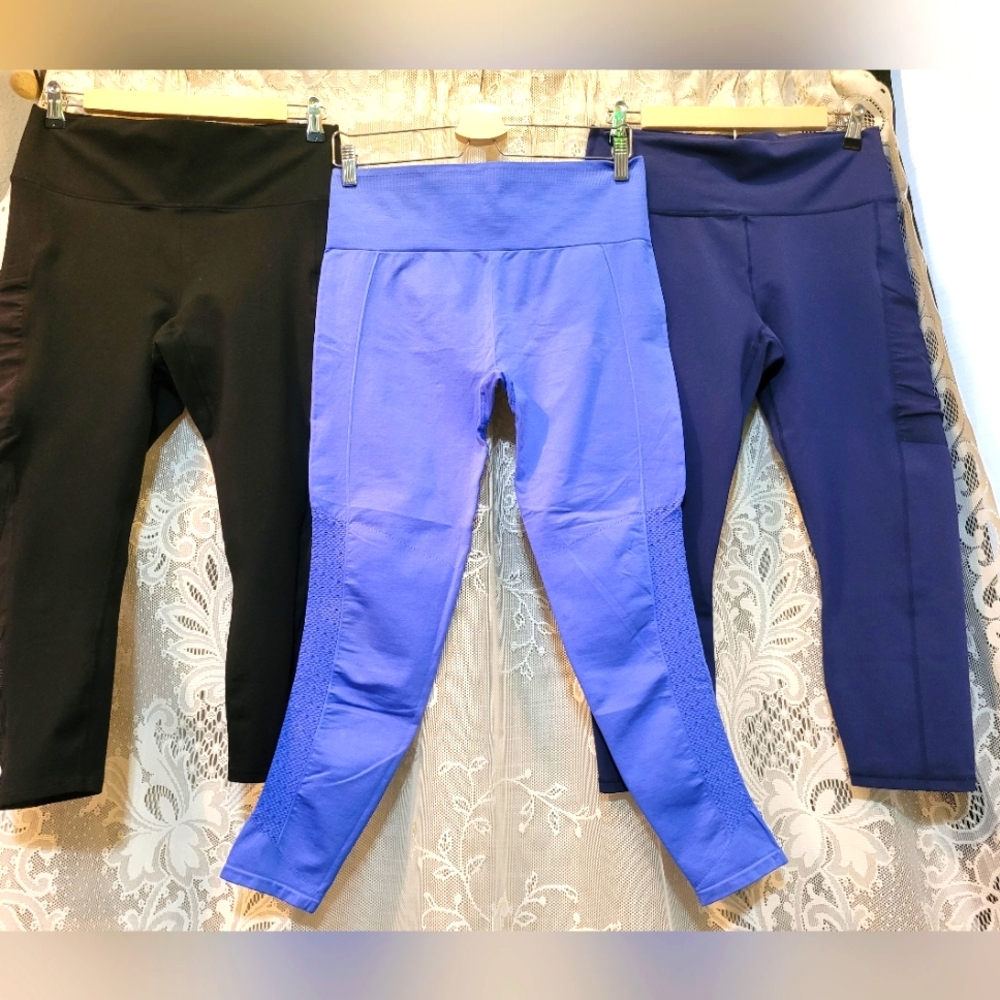 Fabletics Size M Trio of Black and Blue Power Hold Leggings w/Pockets